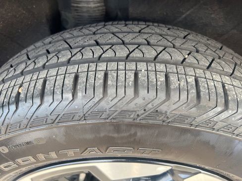 Certified 2025 Kia Sorento S w/ Panoramic Sunroof Package image 42