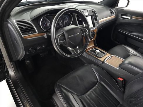 Used 2016 Chrysler 300 C Platinum w/ Safetytec Plus Group image 15