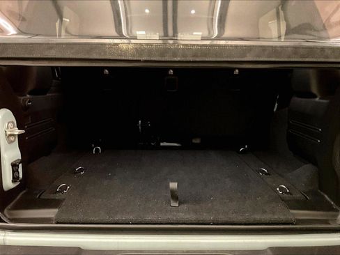 Used 2024 Jeep Wrangler Unlimited Sahara AWD/4WD image 33