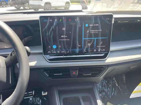 New 2026 Volkswagen Tiguan SE R-Line FWD image 25