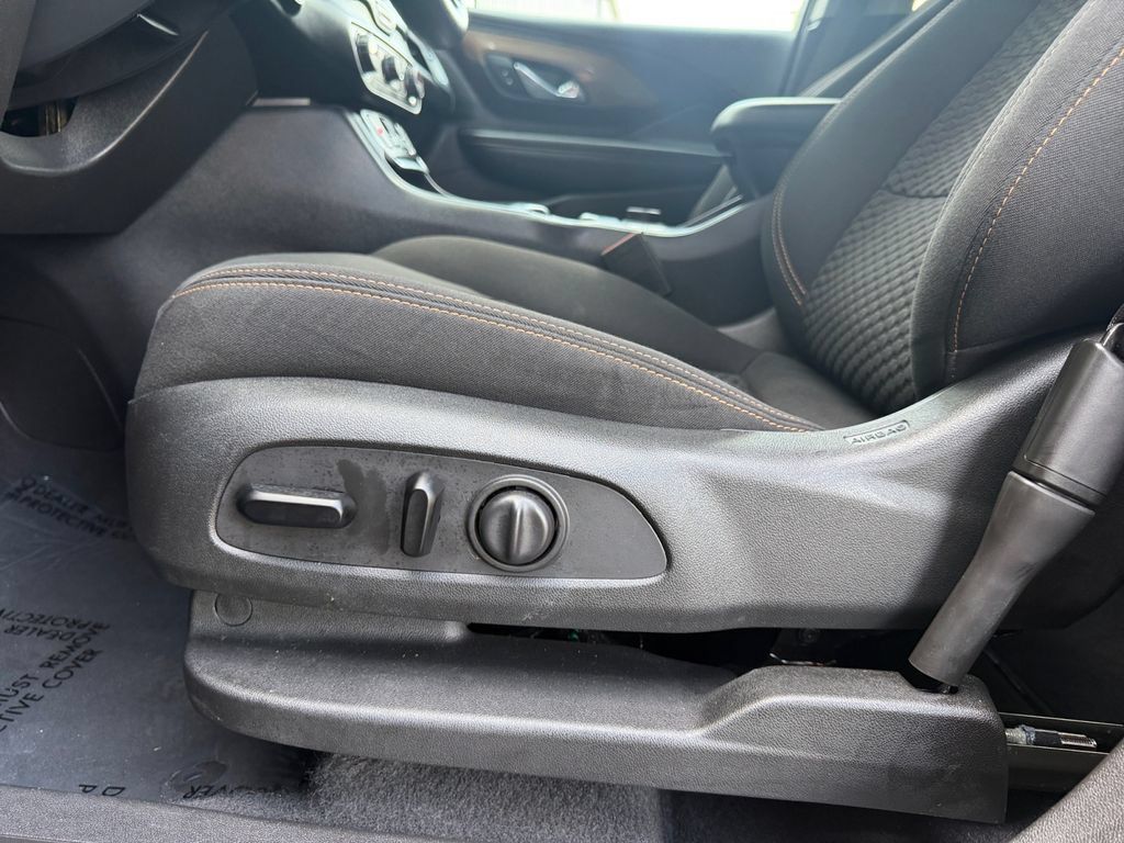 Used 2020 GMC Terrain SLE w/ Driver Convenience Package AWD/4WD image 41