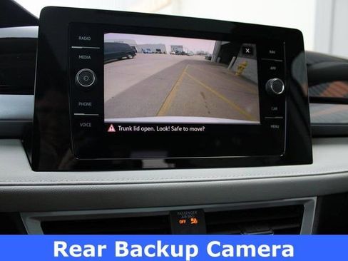 New 2025 Volkswagen Taos SEL image 3