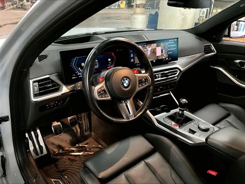Used 2023 BMW M3 w/ Executive Package image 17