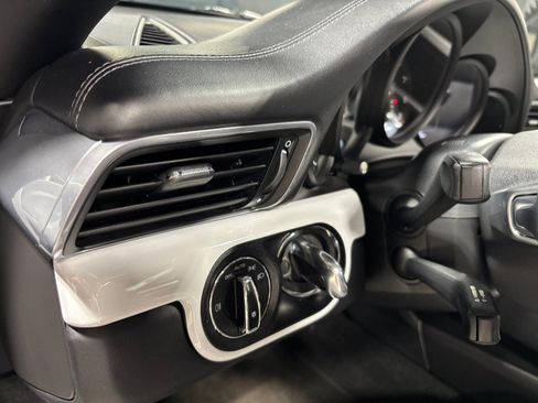 Used 2016 Porsche 911 Targa 4 GTS AWD/4WD image 13