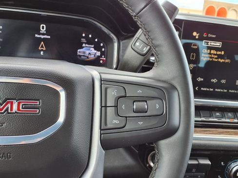 Used 2024 GMC Sierra 1500 Elevation AWD/4WD image 29