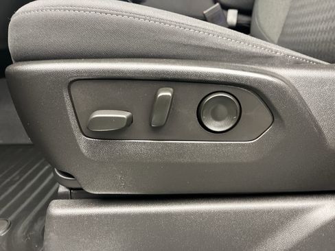 Certified 2022 Chevrolet Silverado 1500 RST w/ Z71 Off-Road Package image 11