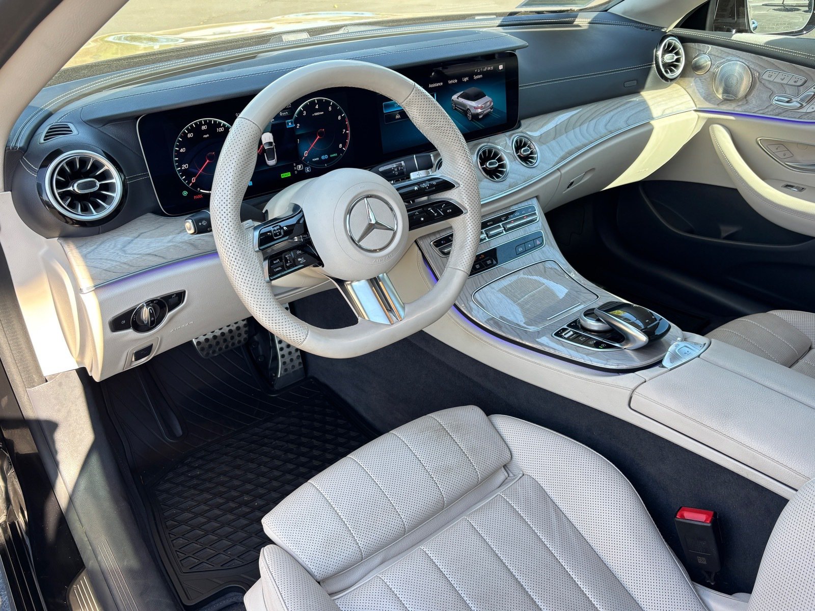Used 2023 Mercedes-Benz E 450 4MATIC Cabriolet image 21