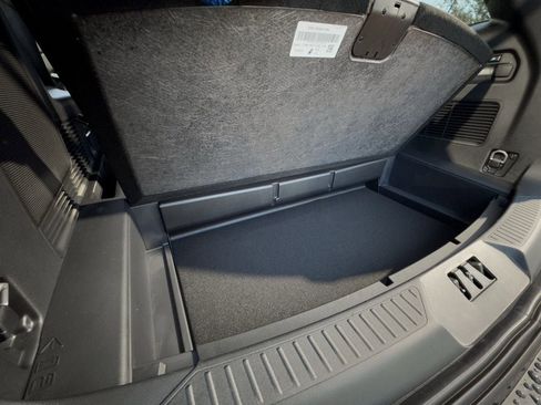 New 2026 Ford Explorer Platinum image 72
