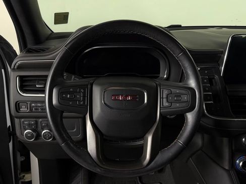 Used 2022 GMC Yukon AT4 AWD/4WD image 18