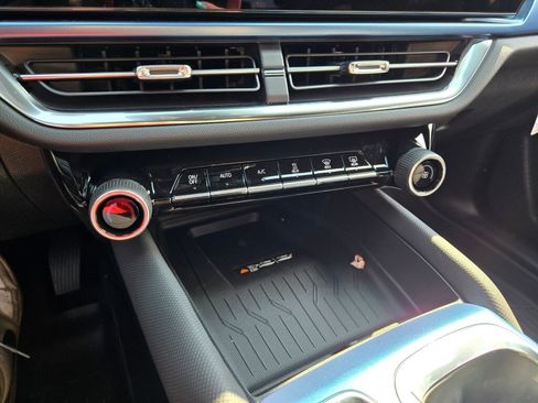 New 2026 Chevrolet Equinox EV LT image 22