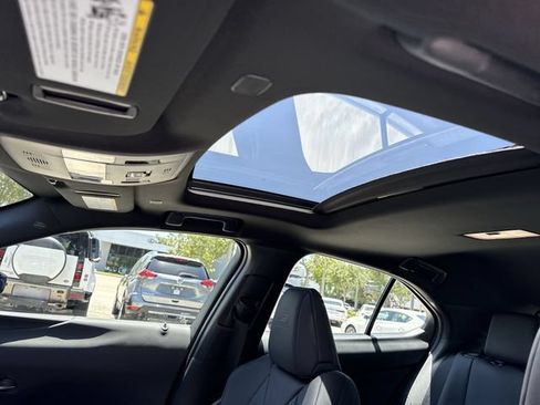 Certified 2023 Lexus UX 250h F Sport FWD image 22