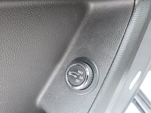 Used 2018 Chevrolet Traverse Premier w/ Redline Edition image 24