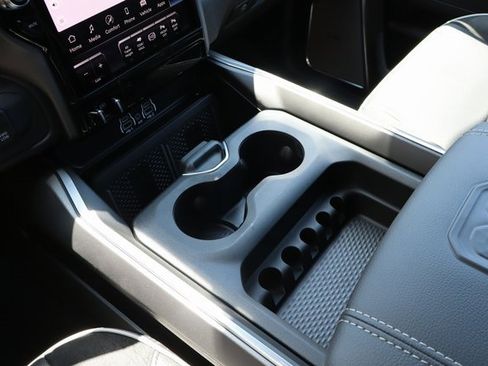 New 2025 RAM 2500 Laramie image 30