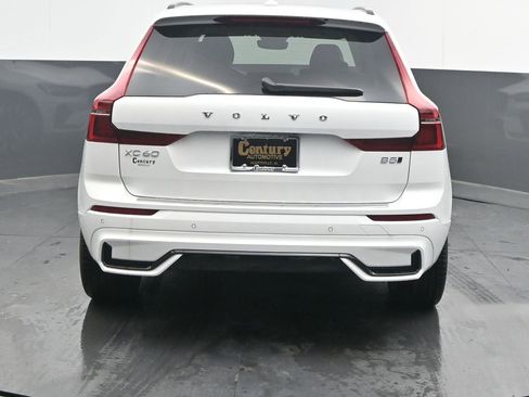 New 2026 Volvo XC60 B5 Ultra w/ Protection Package Premier image 6