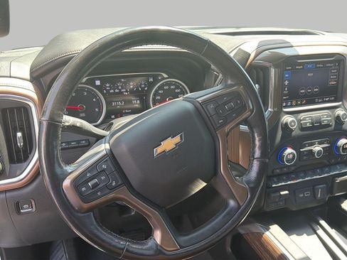Used 2020 Chevrolet Silverado 2500 High Country w/ Z71 Off-Road Package AWD/4WD image 4