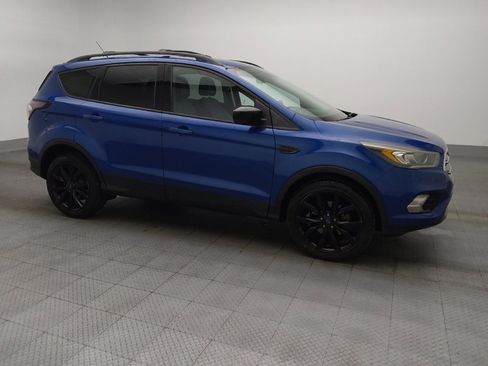 Used 2017 Ford Escape SE w/ SE Sport Appearance Package FWD image 11