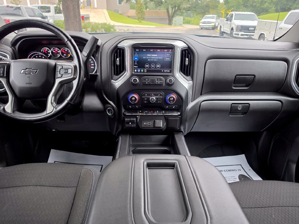 Used 2019 Chevrolet Silverado 1500 LT Trail Boss AWD/4WD image 15