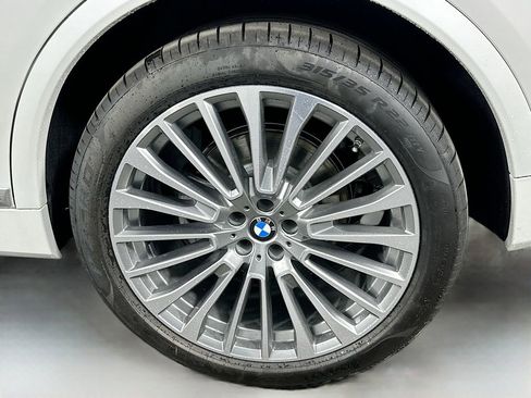 New 2026 BMW X7 xDrive40i image 23