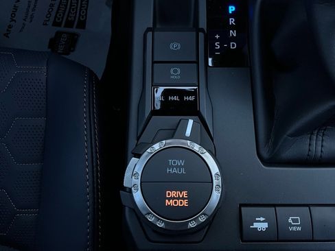 New 2025 Toyota 4Runner 4WD image 28