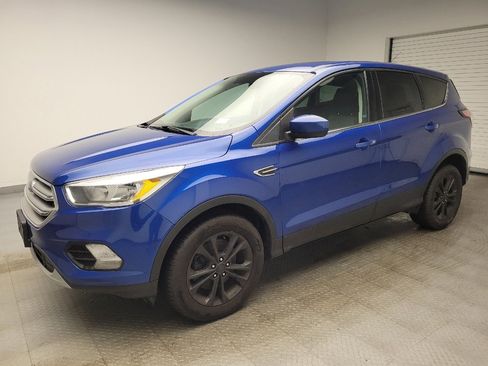 Used 2017 Ford Escape SE AWD/4WD image 2