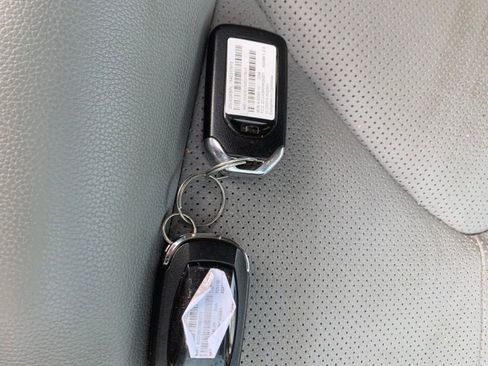 Used 2024 Toyota Highlander Platinum image 35