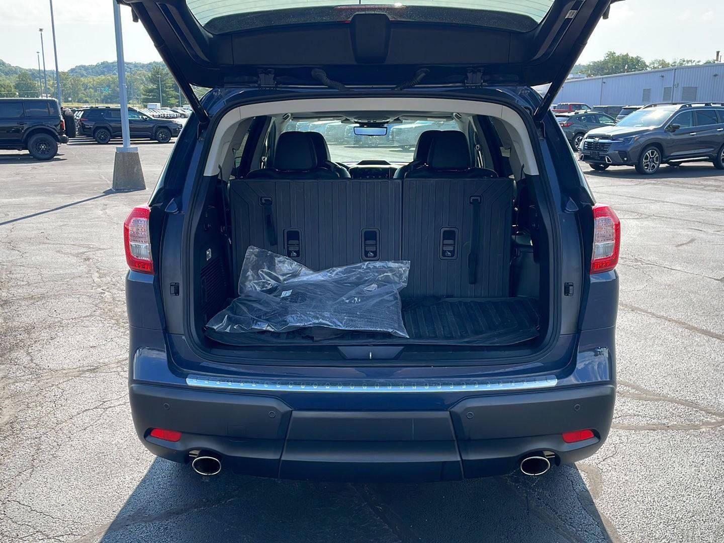 Used 2024 Subaru Ascent Touring AWD/4WD image 32