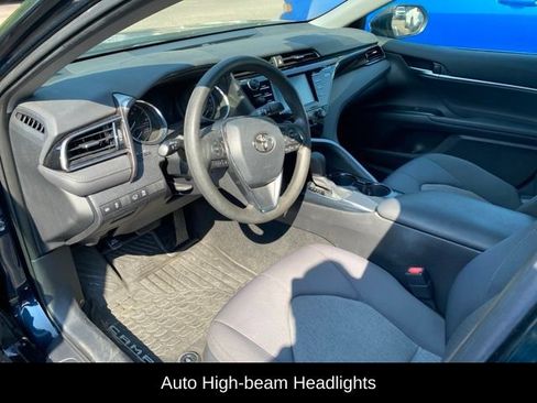 Used 2020 Toyota Camry LE w/ Convenience Package FWD image 11