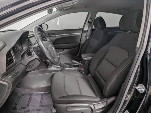 Used 2018 Hyundai Elantra SE FWD image 14