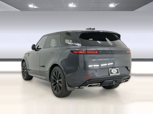 New 2025 Land Rover Range Rover Sport Dynamic SE image 3