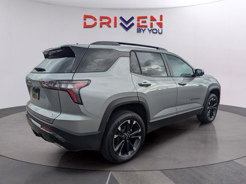 New 2026 Chevrolet Equinox RS w/ LPO, Floor Liner Package image 5