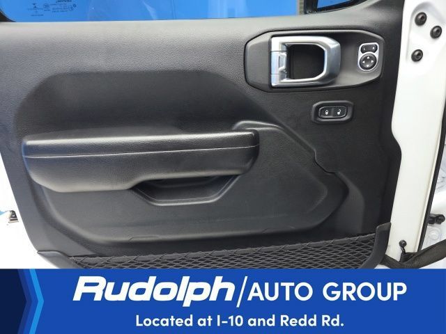 Used 2021 Jeep Wrangler Unlimited Rubicon AWD/4WD image 10