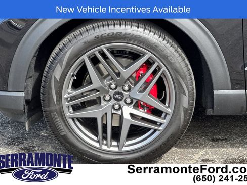 Used 2026 Ford Explorer ST w/ Sun And Sound Package AWD/4WD image 28