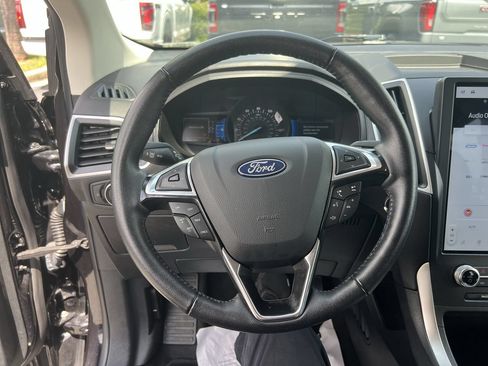 Used 2024 Ford Edge SEL AWD/4WD image 18