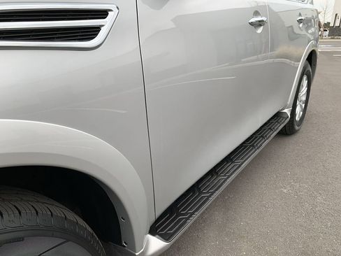 Used 2023 Nissan Armada SV image 13