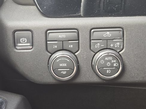 Used 2026 Chevrolet Silverado 1500 RST AWD/4WD image 24