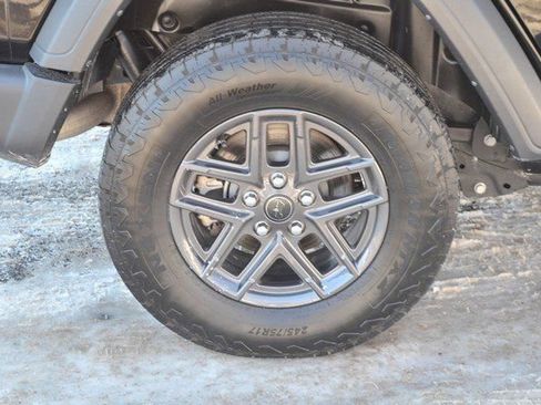Used 2024 Jeep Wrangler Sport S image 11