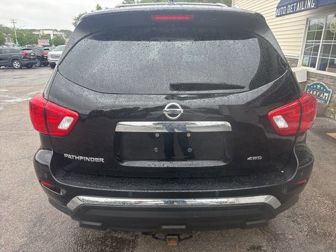 Used 2019 Nissan Pathfinder S AWD/4WD image 12