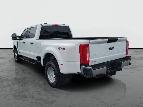 Used 2026 Ford F350 XLT AWD/4WD image 3