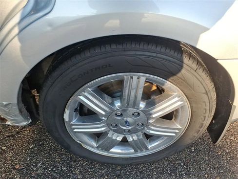 Used 2009 Ford Taurus Limited image 15