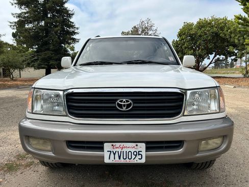 Used 1999 Toyota Land Cruiser image 6