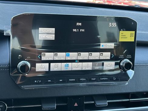 New 2025 Mitsubishi Outlander SE image 18