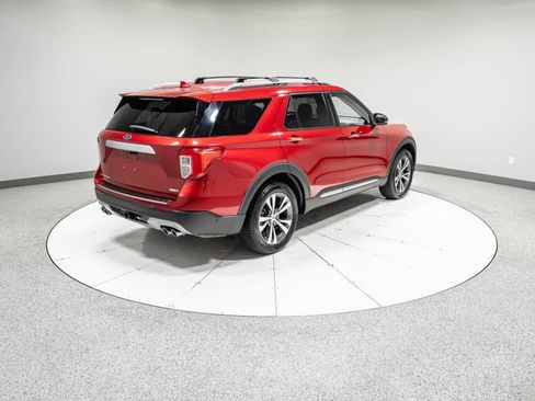 Used 2020 Ford Explorer Platinum AWD/4WD image 34