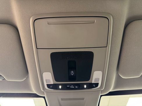 Used 2026 Honda CR-V EX-L image 39