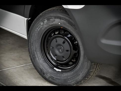 New 2025 Mercedes-Benz Sprinter 2500 image 3