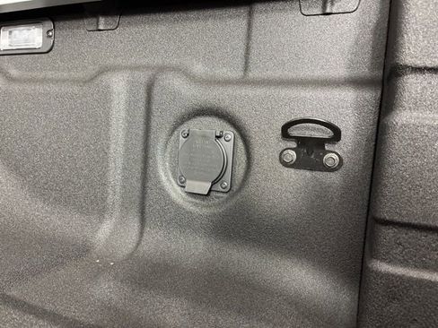 New 2026 Nissan Frontier PRO-4X w/ Pro-4x Convenience Package image 50