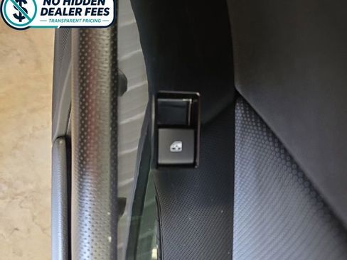 Used 2015 Cadillac XTS Luxury FWD image 21