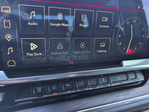 Used 2024 GMC Sierra 2500 SLT w/ SLT Premium Package image 32