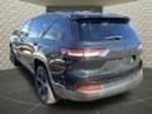 New 2025 Jeep Grand Cherokee L Limited w/ Black Appearance Package image 3