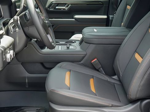 New 2026 GMC Sierra 2500 AT4 w/ AT4 Premium Plus Package AWD/4WD image 10