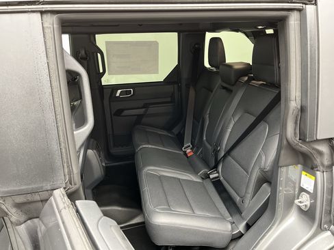 Used 2026 Ford Bronco Big Bend w/ Black Diamond Package AWD/4WD image 10
